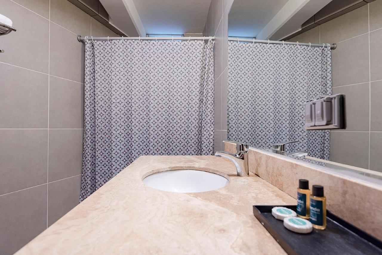 Hotel Caribe Лима Екстериор снимка