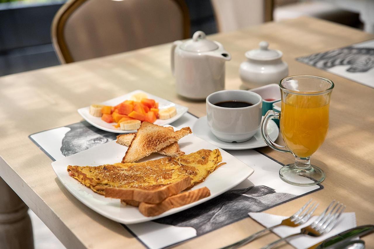 Hotel Caribe Лима Екстериор снимка